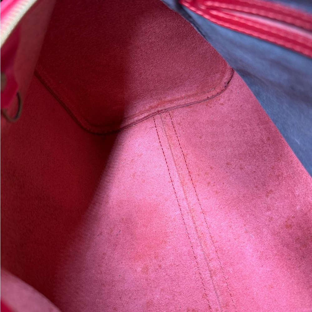 Louis Vuitton Red Satchel - Picture 16 of 17